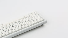 Load image into Gallery viewer, GMK CYL Hangul BoW on a white keyboard back view