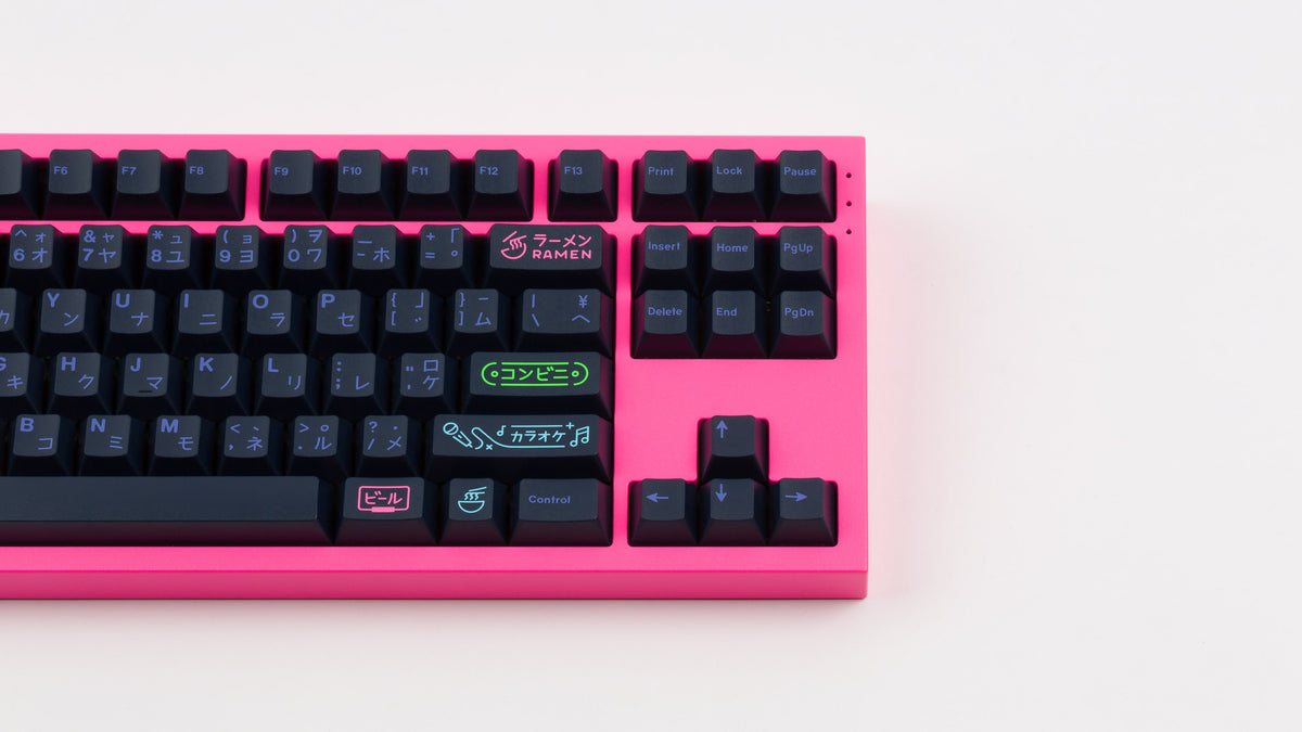  GMK CYL Nightlife on pink NK87 right side zoomed in 