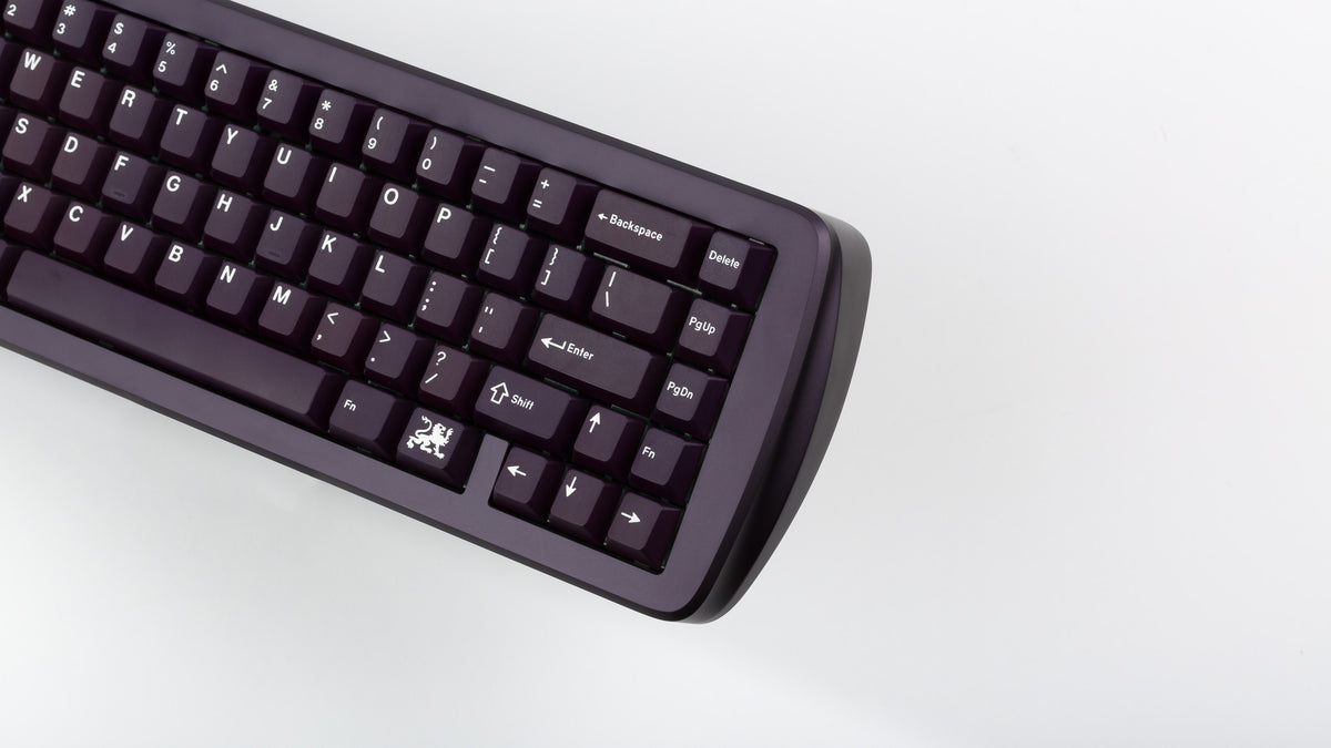 violet case with purple keycaps right side