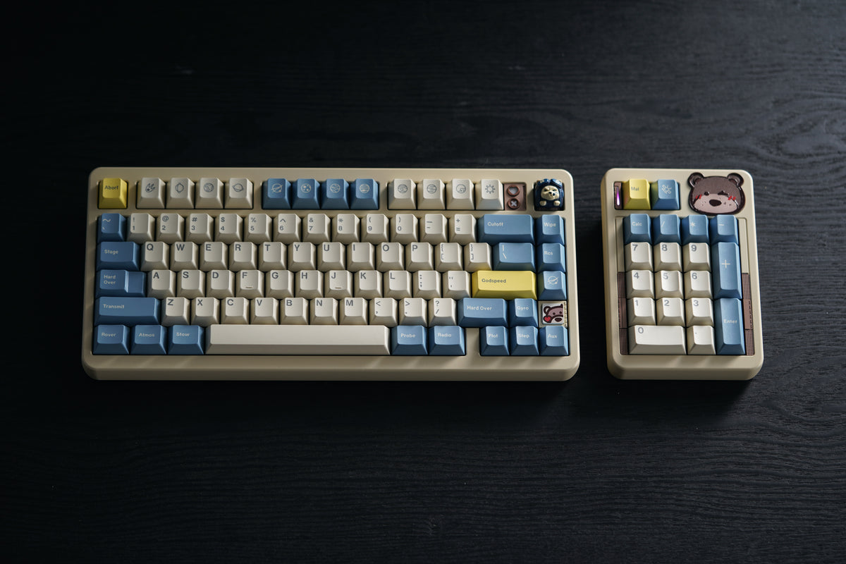  TOLNTOY PLATO Prologue Vanilla Yellow with keycaps top down 