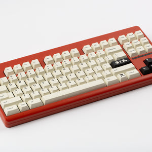 classic-tkl-ironstone-gmk-cyl-creme-base-kit