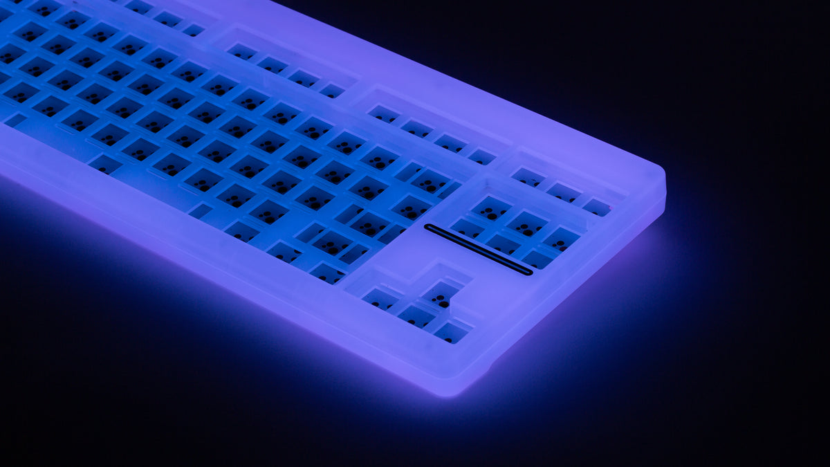  CLASSIC-TKL GLO Argon close up right side glowing 