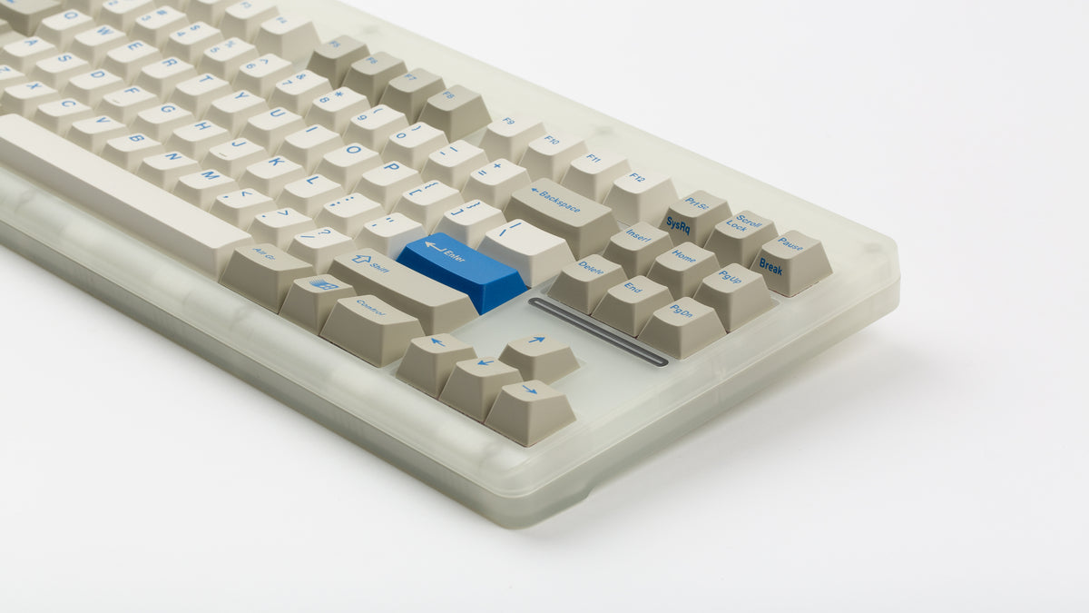  GMK CYL Blue Alert R2 on a CLASSIC-GLO downward angle close up on right side 