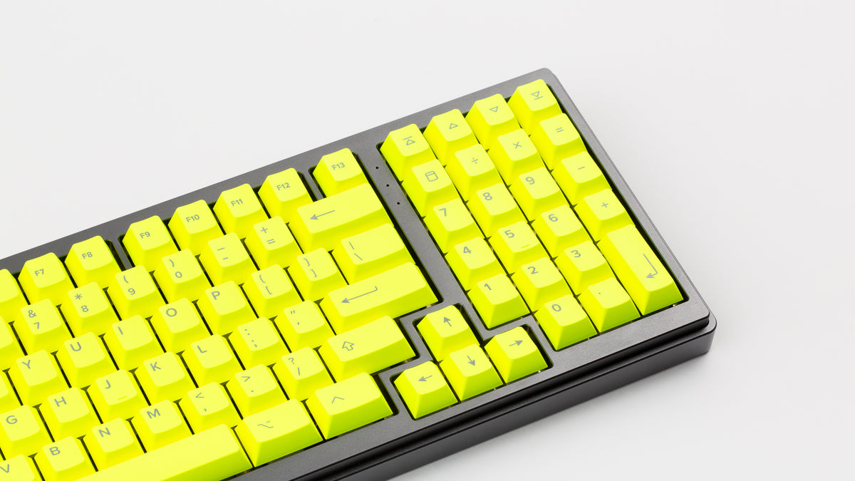  GMK CYL Hi! Viz on a black keyboard close up on right 