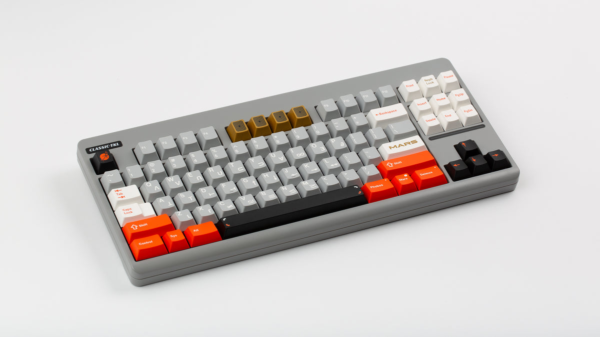  GMK CYL Mars Cadet on a regolith CLASSIC-TKL angled 