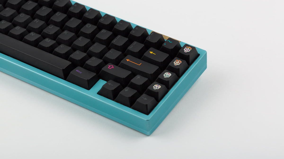  GMK CYL Mictlan on a blue keyboard right side 