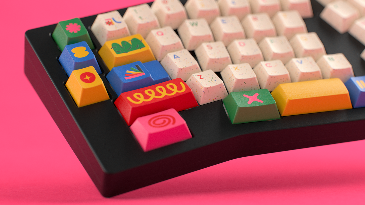  render of GMK CYL Motif on a black TGR Alice close up on left side 