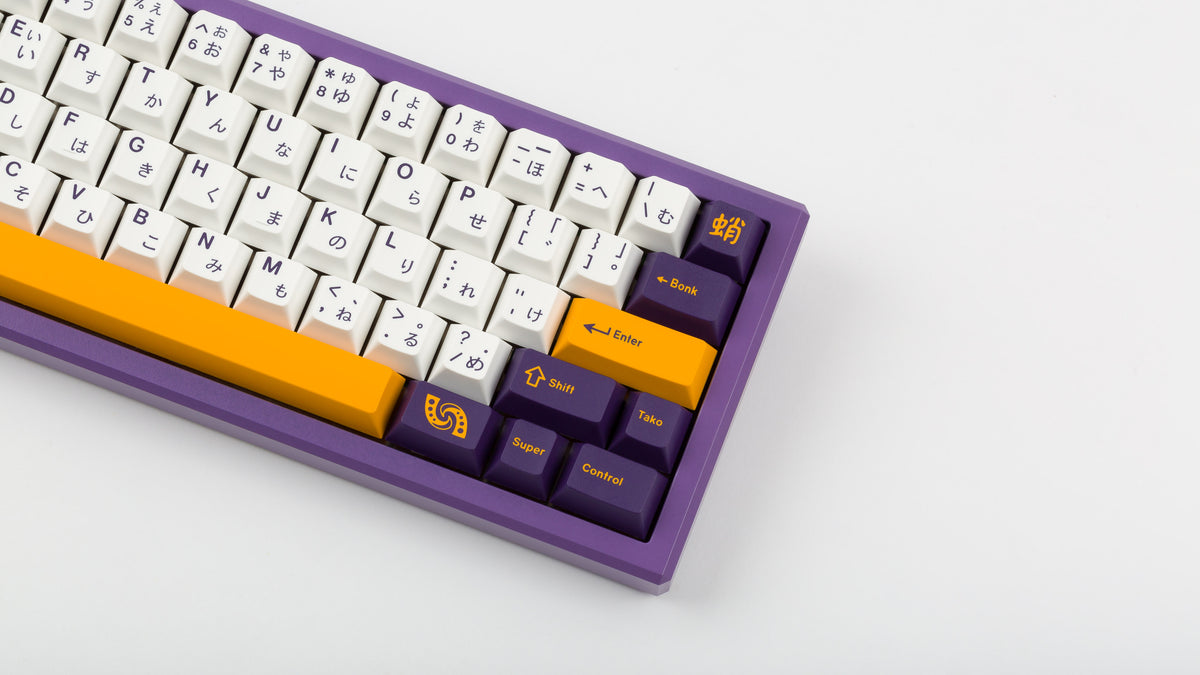  GMK CYL Tako on a purple keyboard zoomed in on right 