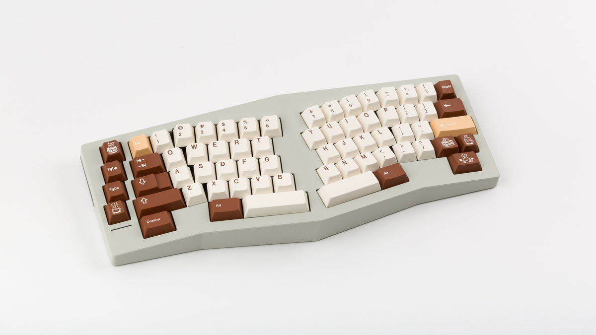  GMK CYL Tiramisu on beige Type K keyboard 