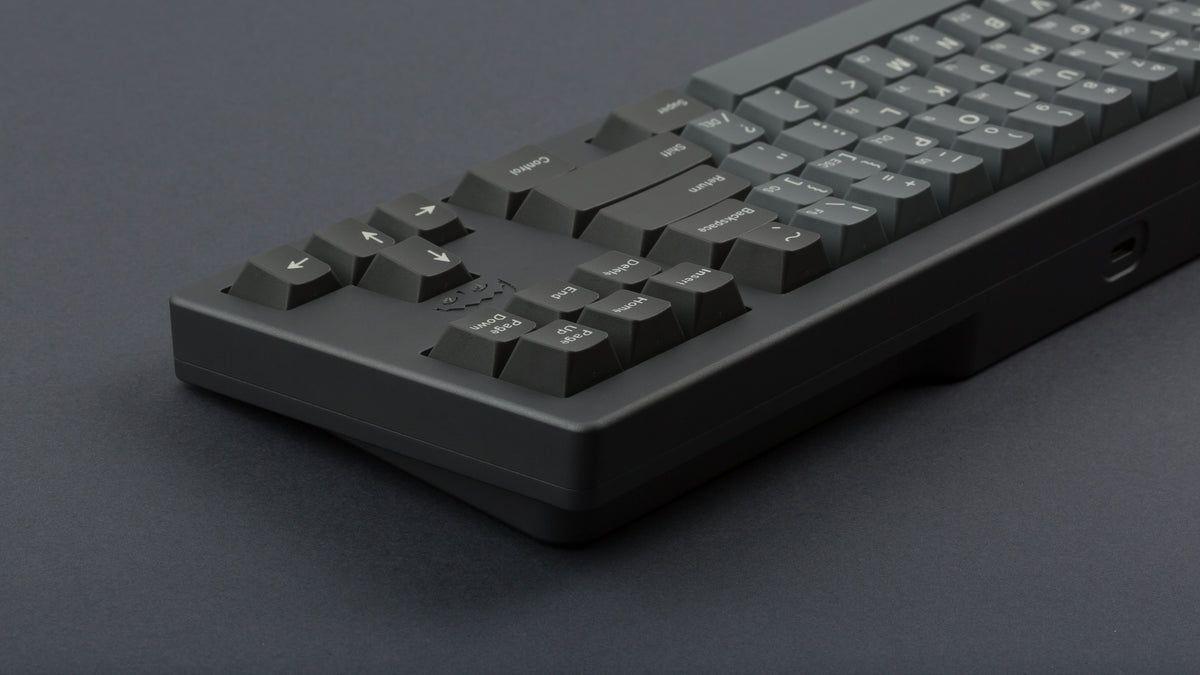  GMK Oblivion V3.1 on a black keyboard zoomed in right back 