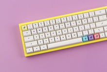 Load image into Gallery viewer, KAT Milkshake on a banana NK65 zoomed in on left