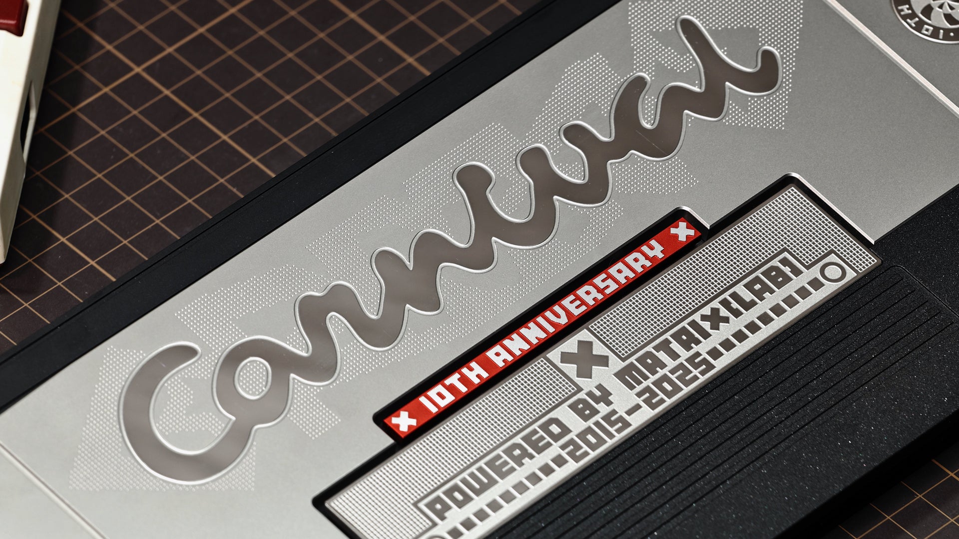 hidden image of back of carnival keyboard in black flash