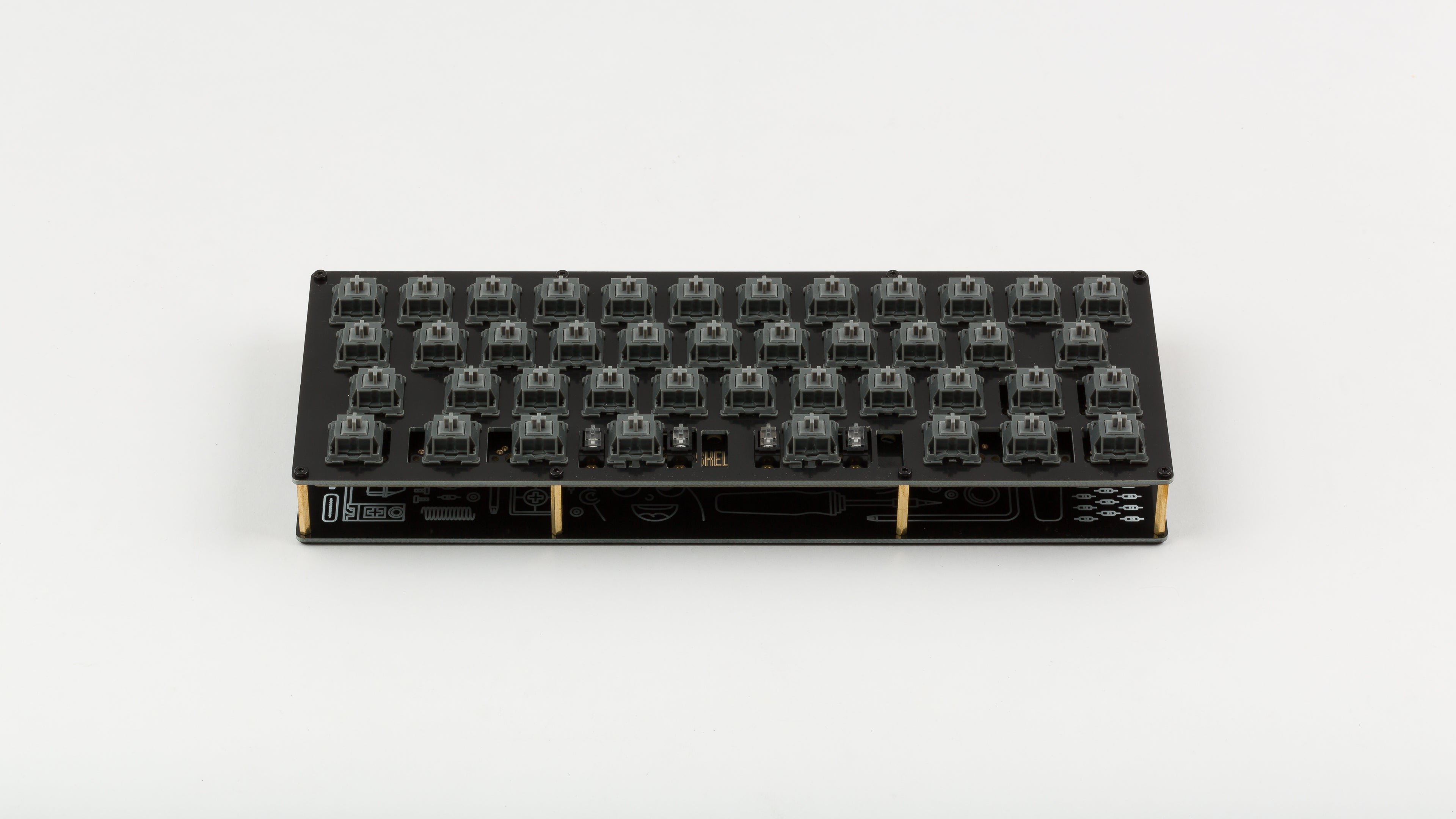 Skelett 40 – NovelKeys LLC