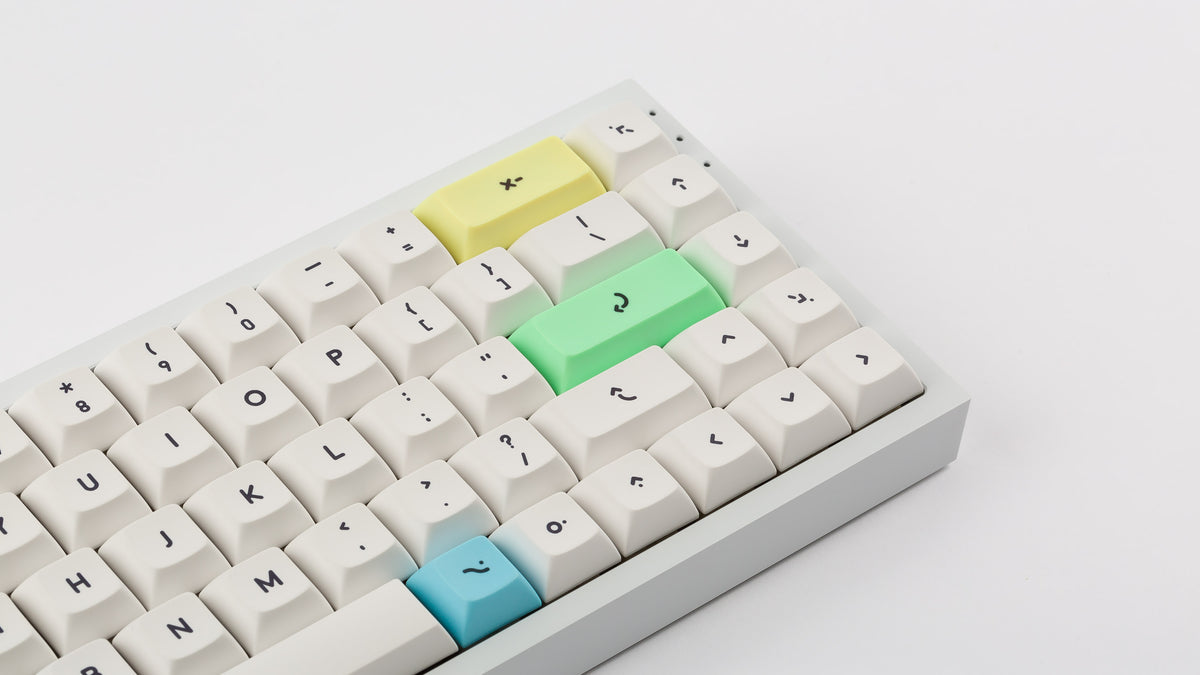  DSA Milkshake on a white keyboard zoomed in right 