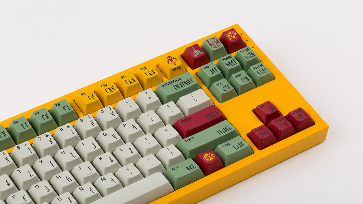  GMK CYL Boba Fett on a yellow NK87 zoomed in right 