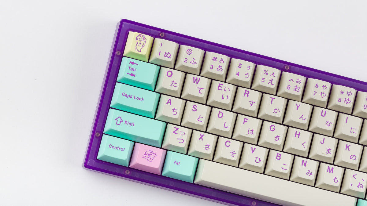  GMK Analog Dreams R2 on a purple NK65 zoomed in on left 
